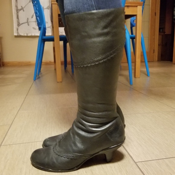 Sofft Shoes - Women's Sofft Tall Leather Zip Up Boots - Black